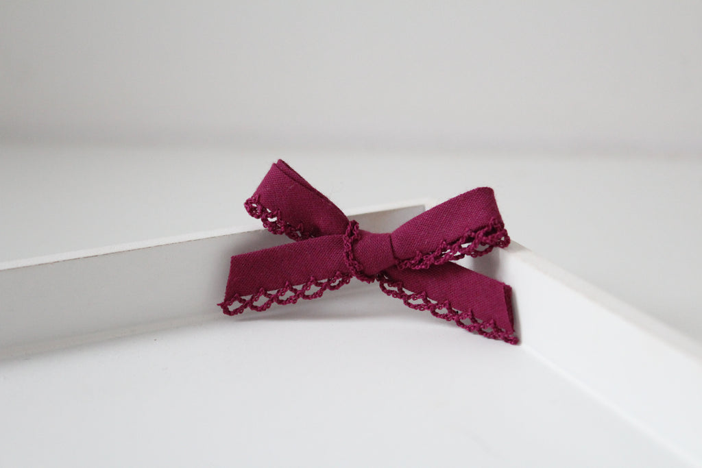 Hand tied bows | 16 Colours