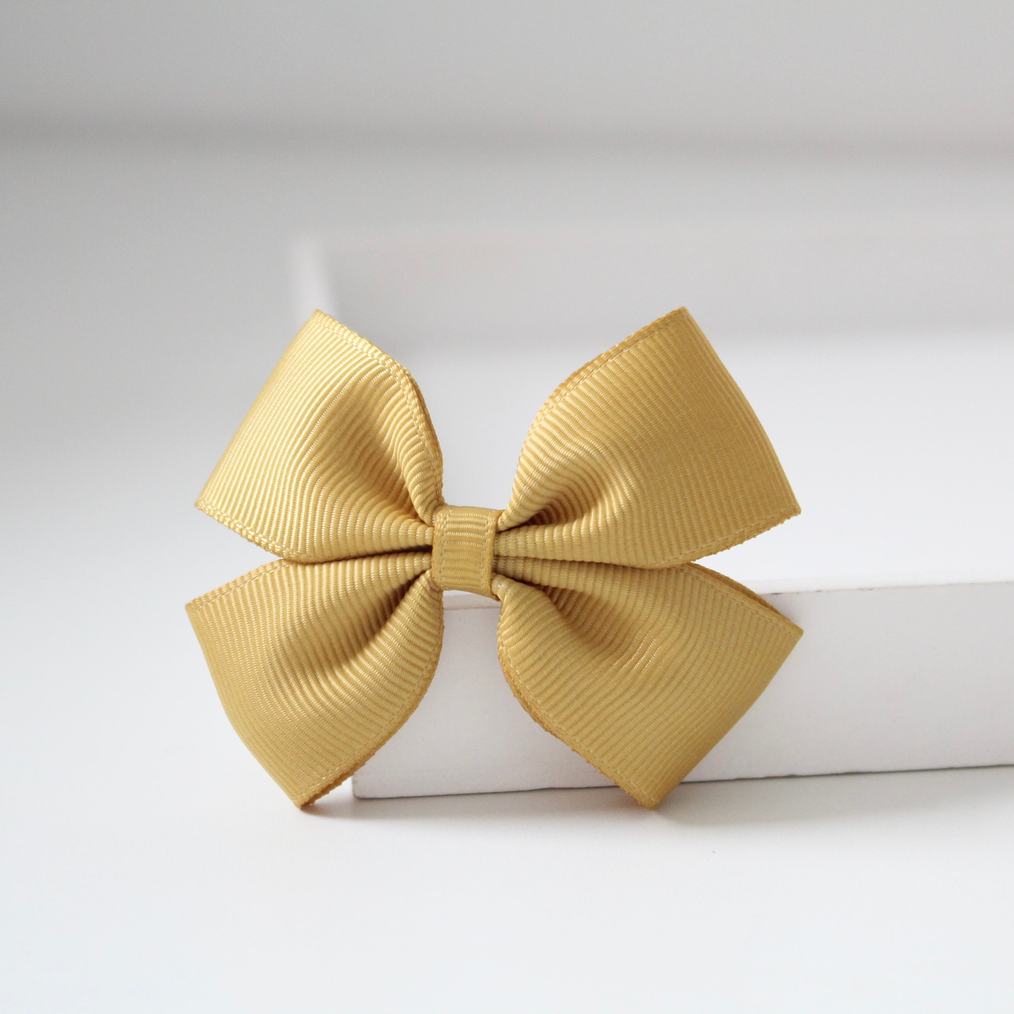Double pinch ribbon bows | 32 colours | Clip or bobble