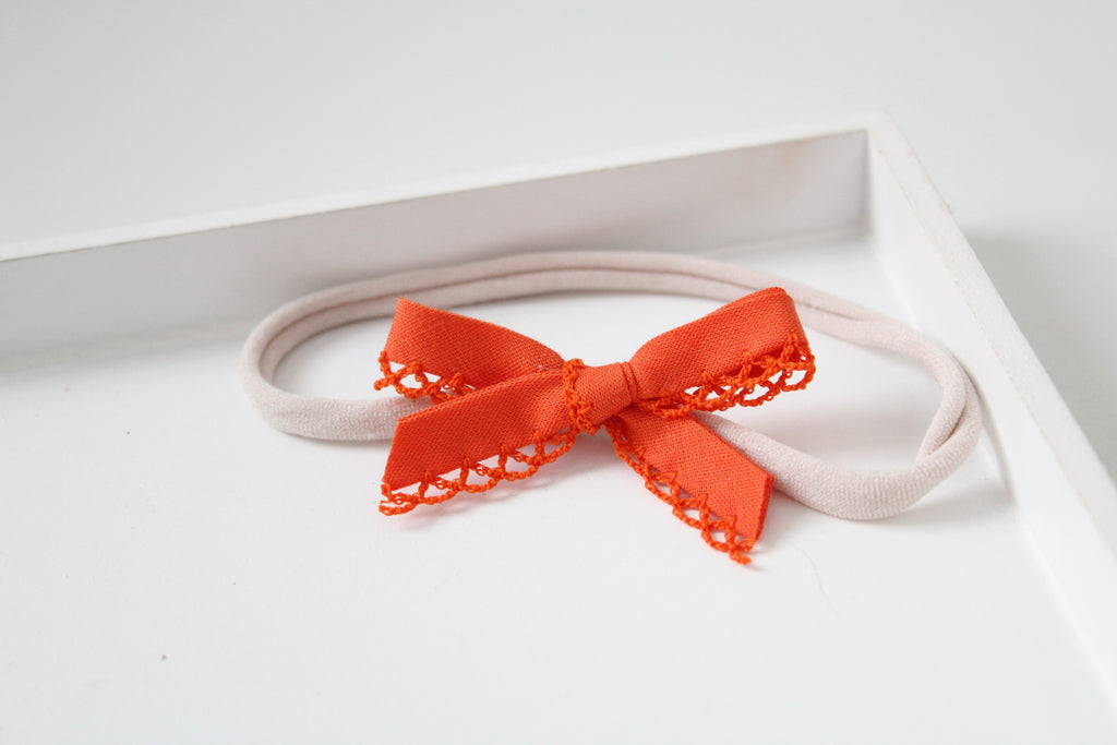 Hand tied bows | 16 Colours
