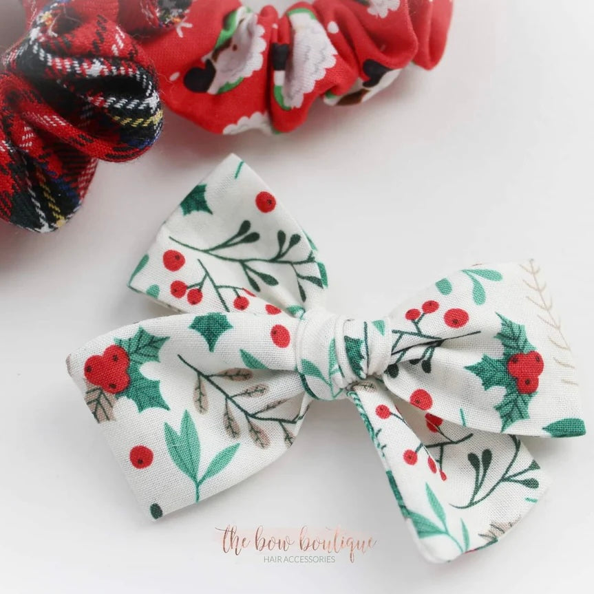 Christmas holly 2 mini sweetheart bow | Clip, headband or bobble