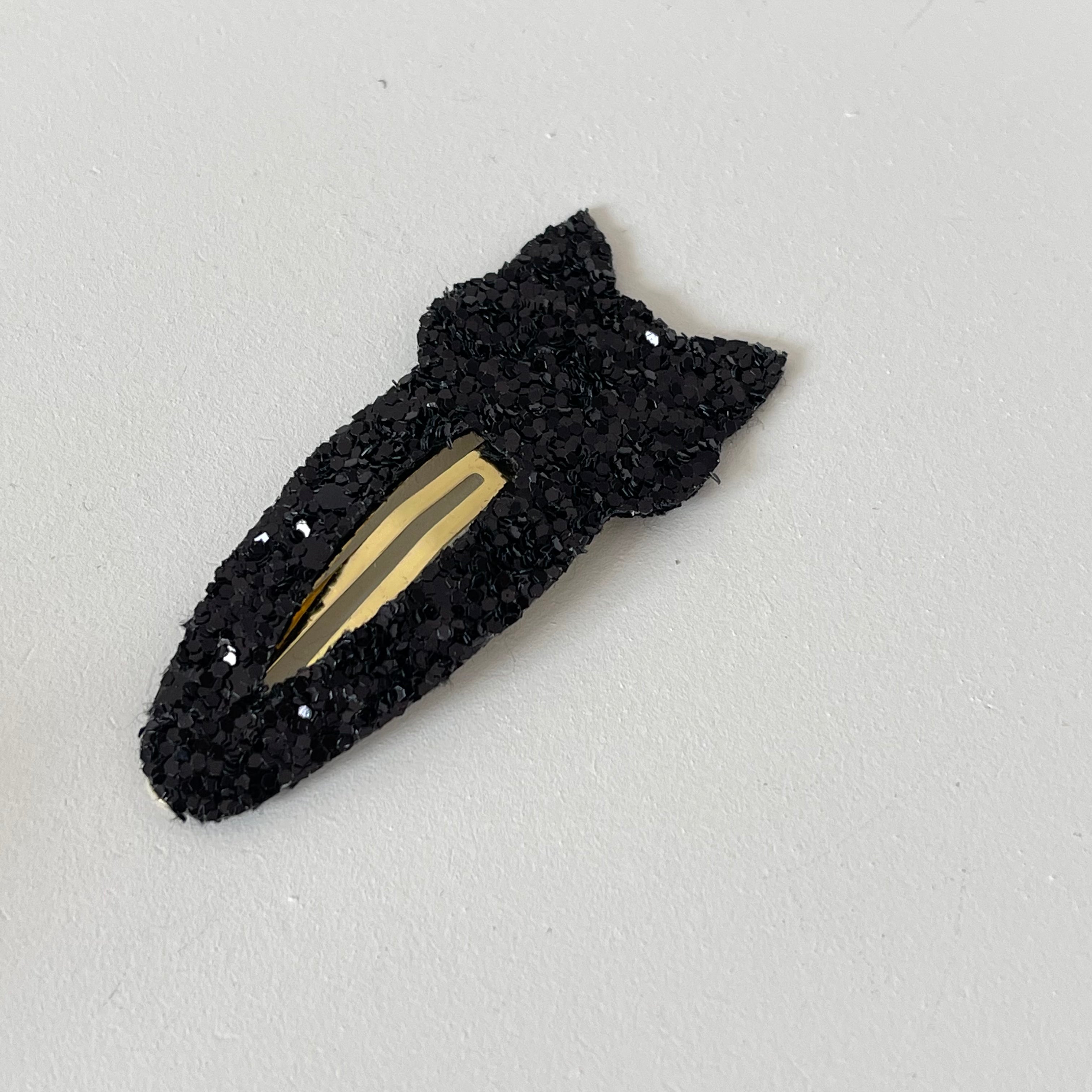 Halloween black cat snappy clip