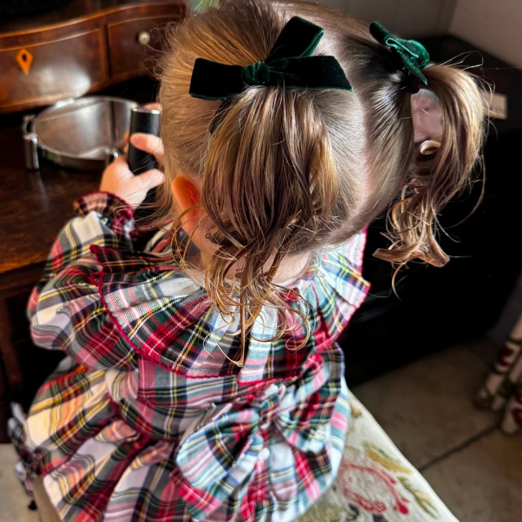 Velvet ribbon bows | 14 colours | Clip or headband