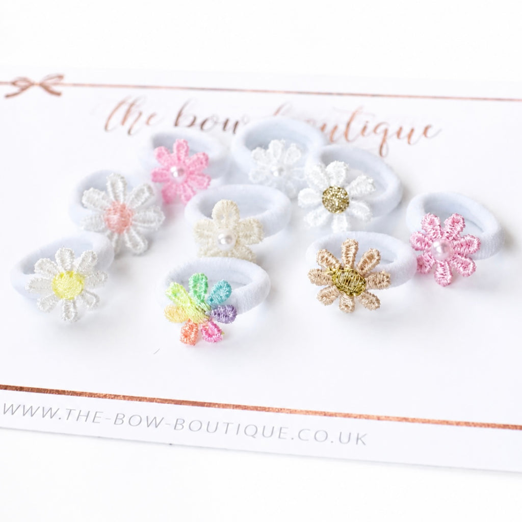 My first delicate bobbles | 9 colours