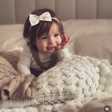 Load image into Gallery viewer, Mini sweetheart bows - 10 Colours