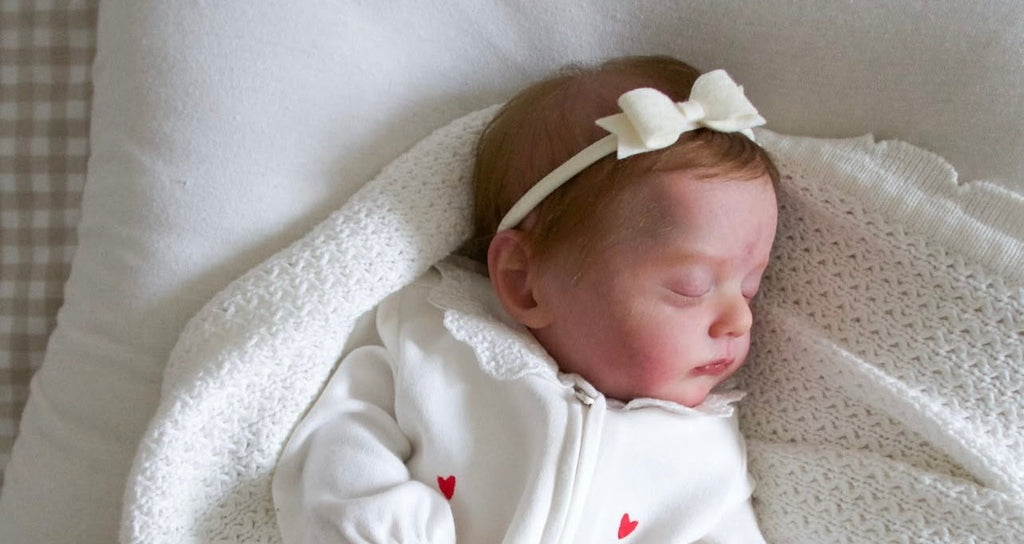 Small felt bows | 25 Colours | Clip or headband