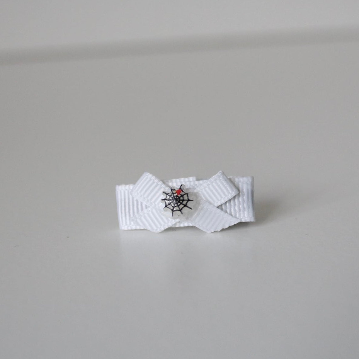 My first ribbon halloween bow clips