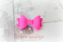 Load image into Gallery viewer, Medium baby felt bows (25 Colours)