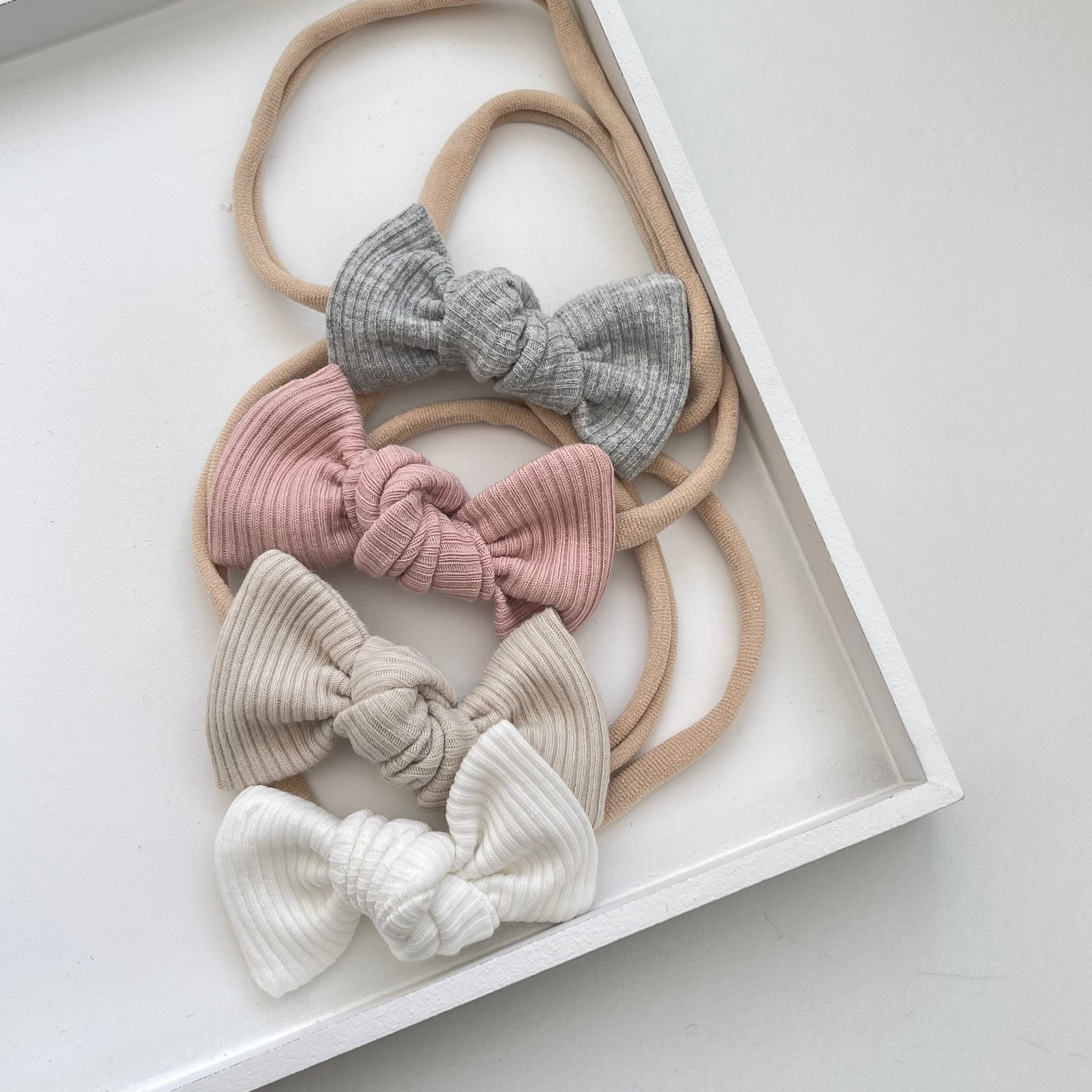 The neutral jersey headband set