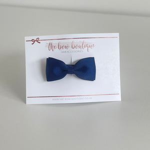 School collection pinch bows