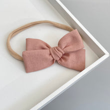 Load image into Gallery viewer, Mini sweetheart bows - 10 Colours