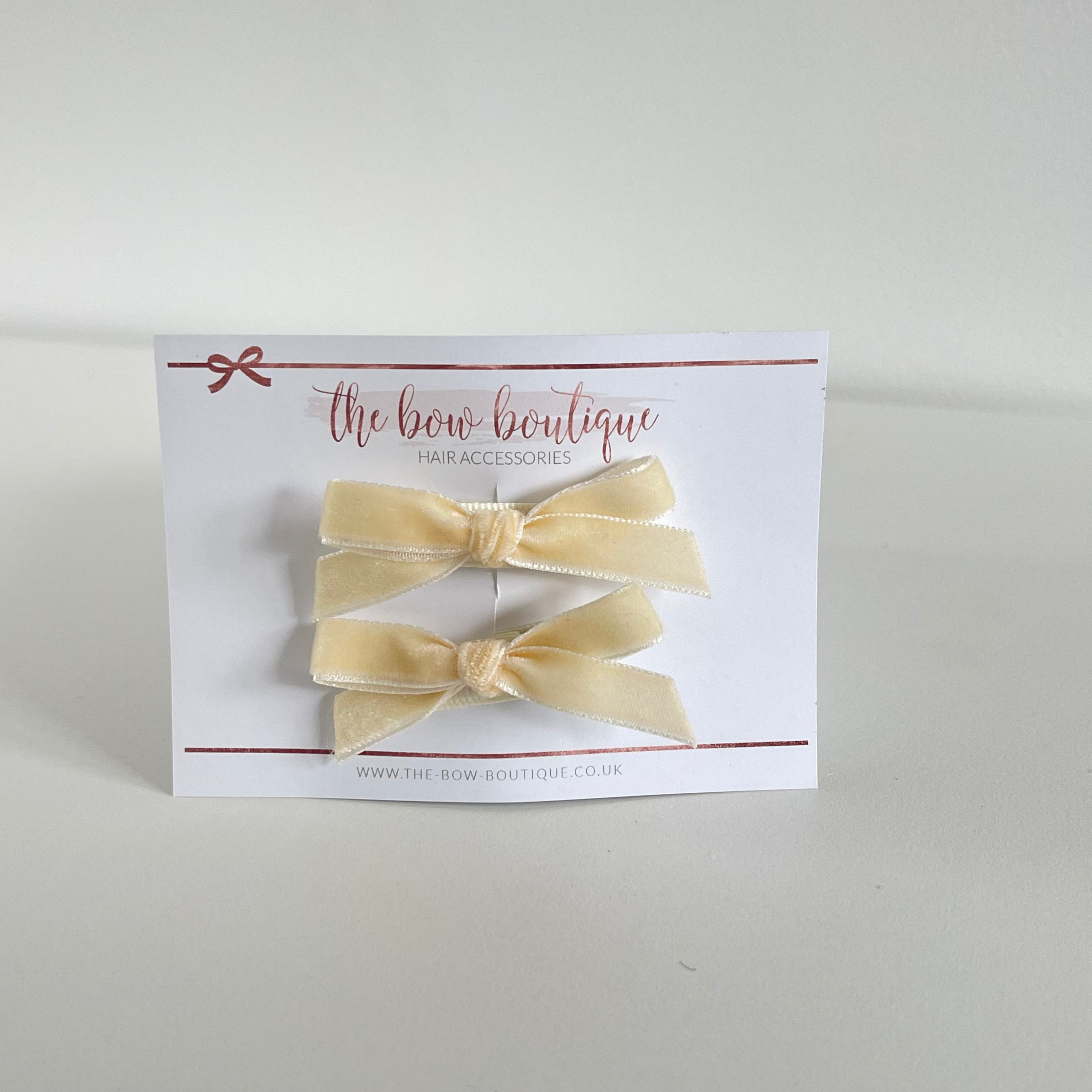 Mini velvet bows | 16 Colours | Clip or headband
