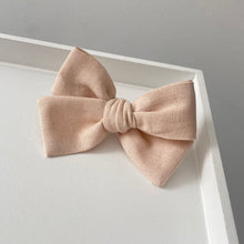 Load image into Gallery viewer, Mini sweetheart bows - 10 Colours