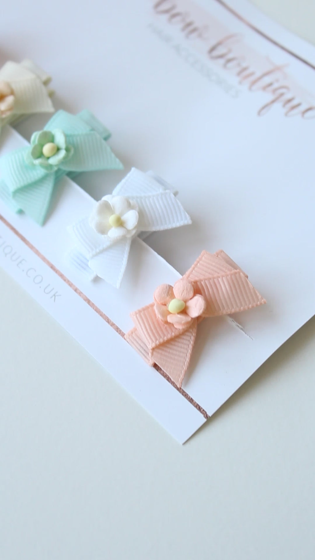 Darling petite flower set | Clips or bobbles