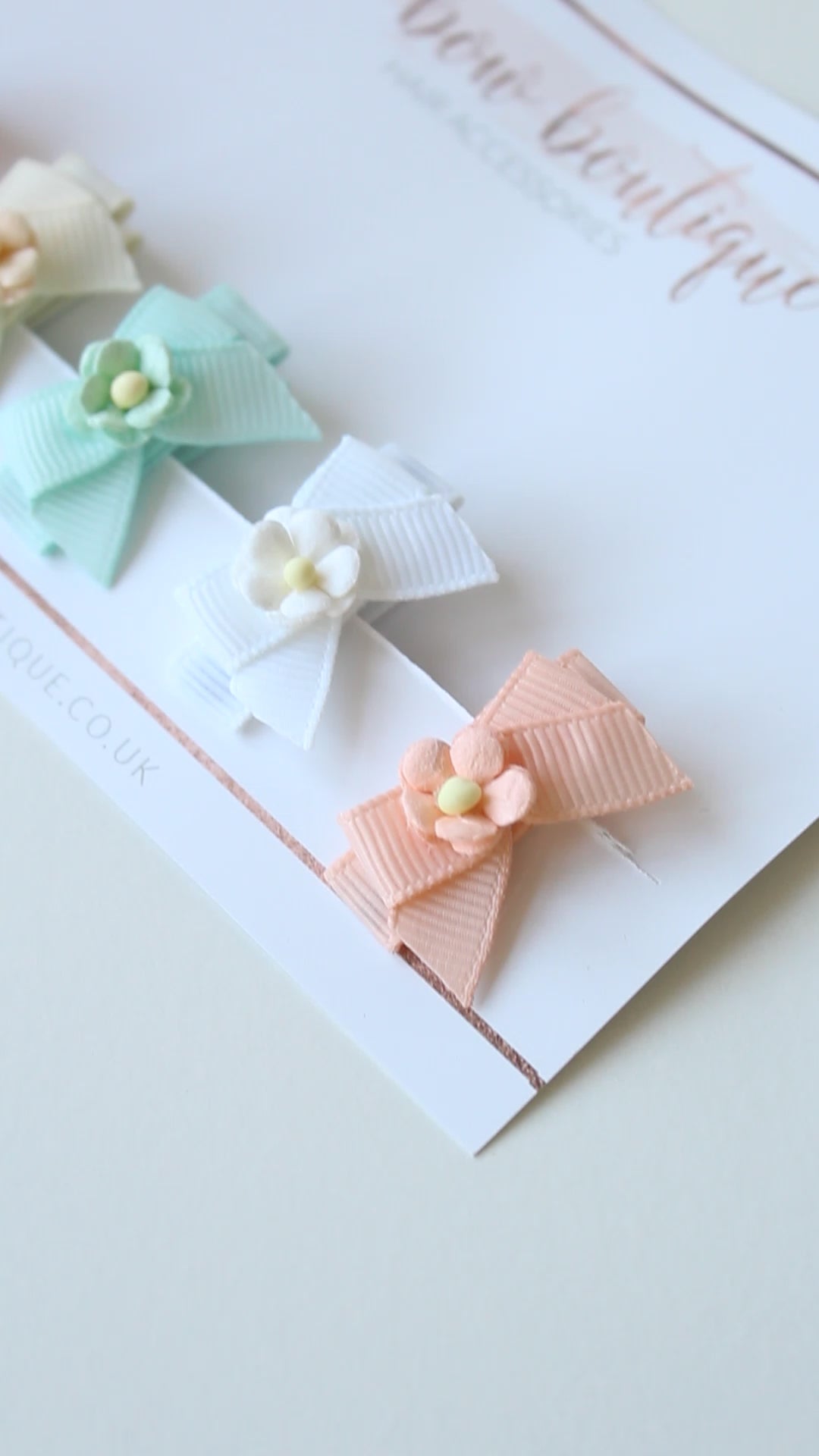 Darling petite flower set | Clips or bobbles