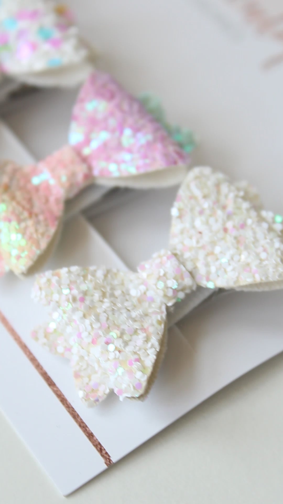 Mini baby bows set of 5 | Clip or bobble
