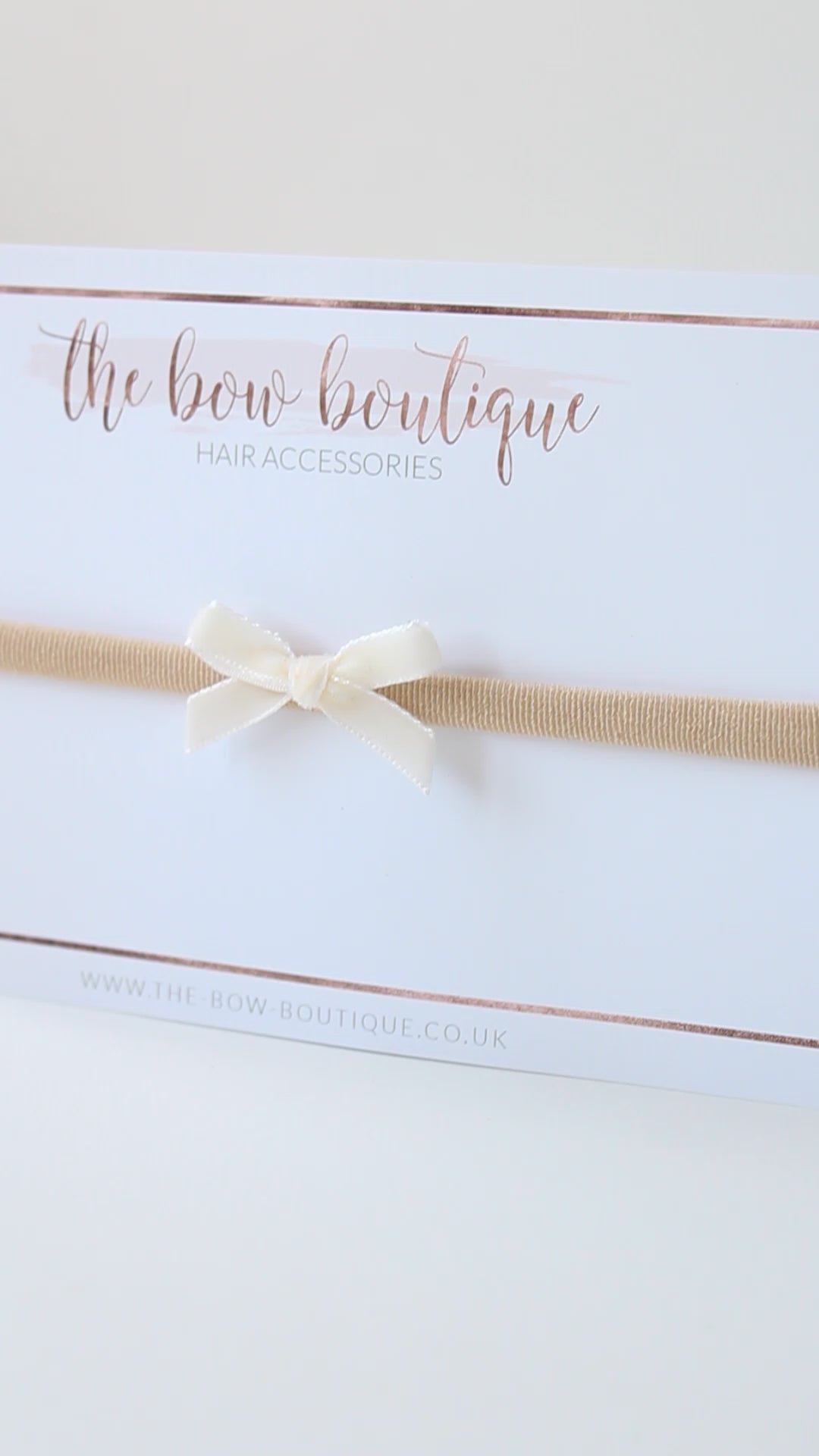 My petite velvet bow | 6 colours | Clips & headbands