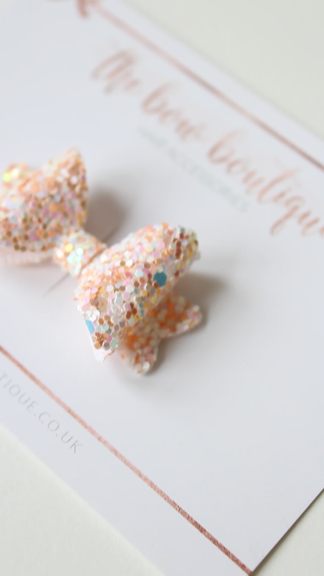 Mini baby glitter bows | 20 Colours | Clip or bobble