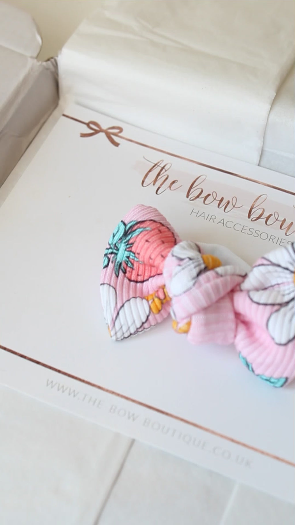 Strawberry & Daisy jersey ribbed knot bows | Clip, headband, bobble or alice band
