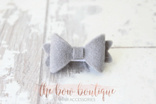 Load image into Gallery viewer, Medium baby felt bows (25 Colours)