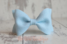 Load image into Gallery viewer, Large luxury felt bows (25 Colours)