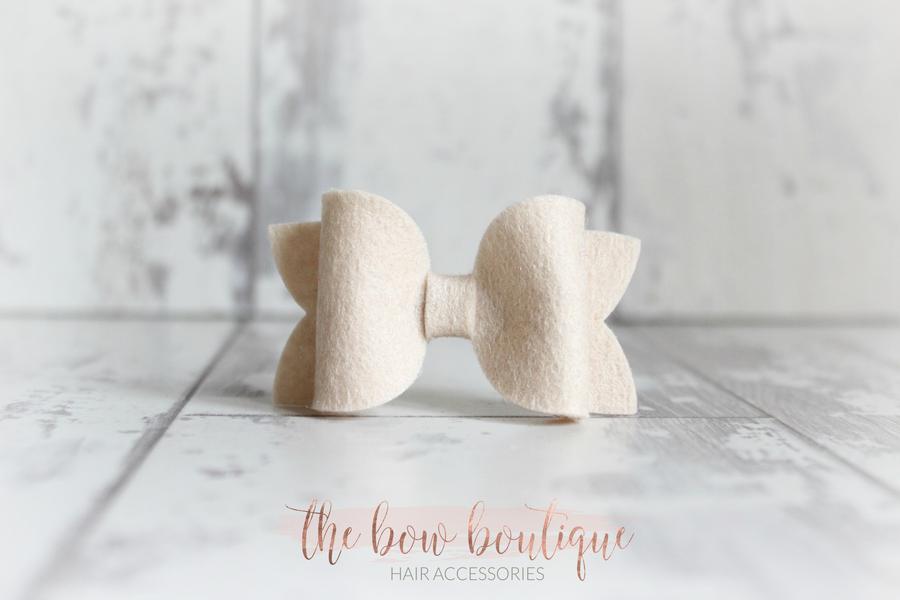 Medium deluxe felt bows | 25 Colours | Clip or headband