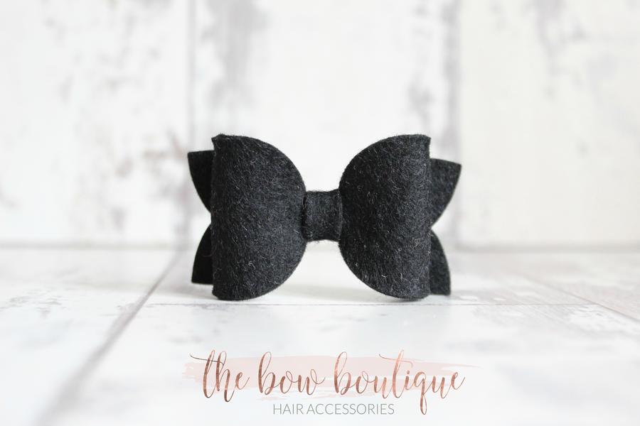Medium deluxe felt bows | 25 Colours | Clip or headband