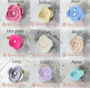 Large felt flower clips with pearl (26 Colours)