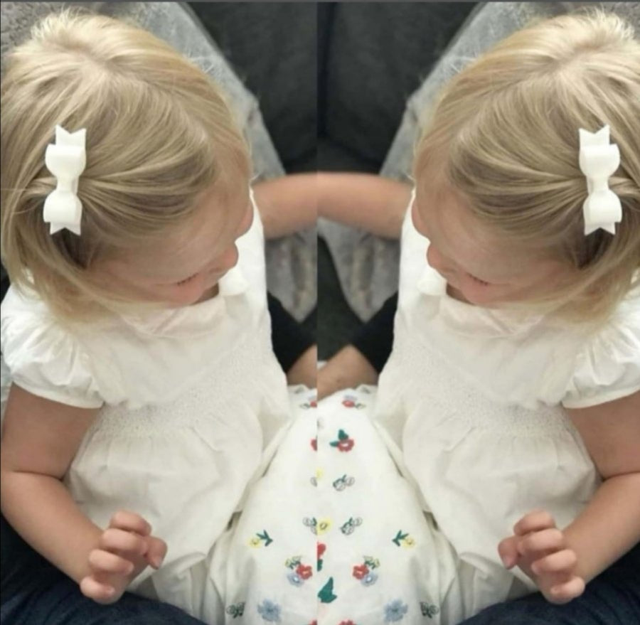 Small felt bows | 25 Colours | Clip or headband
