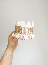 Load image into Gallery viewer, Bride hen crown headband