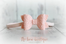 Load image into Gallery viewer, Mini deluxe glitter bows (25 Colours)