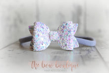 Load image into Gallery viewer, Mini deluxe glitter bows (25 Colours)