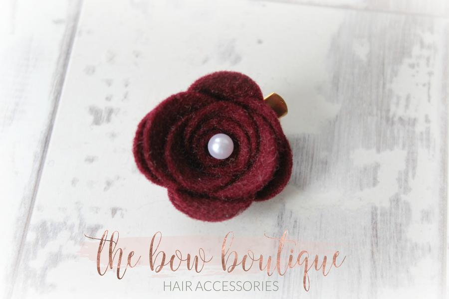 Large felt flower clips with pearl (26 Colours)