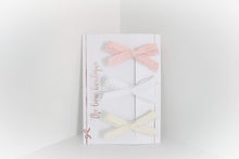 Load image into Gallery viewer, Hand tied dainty clip set