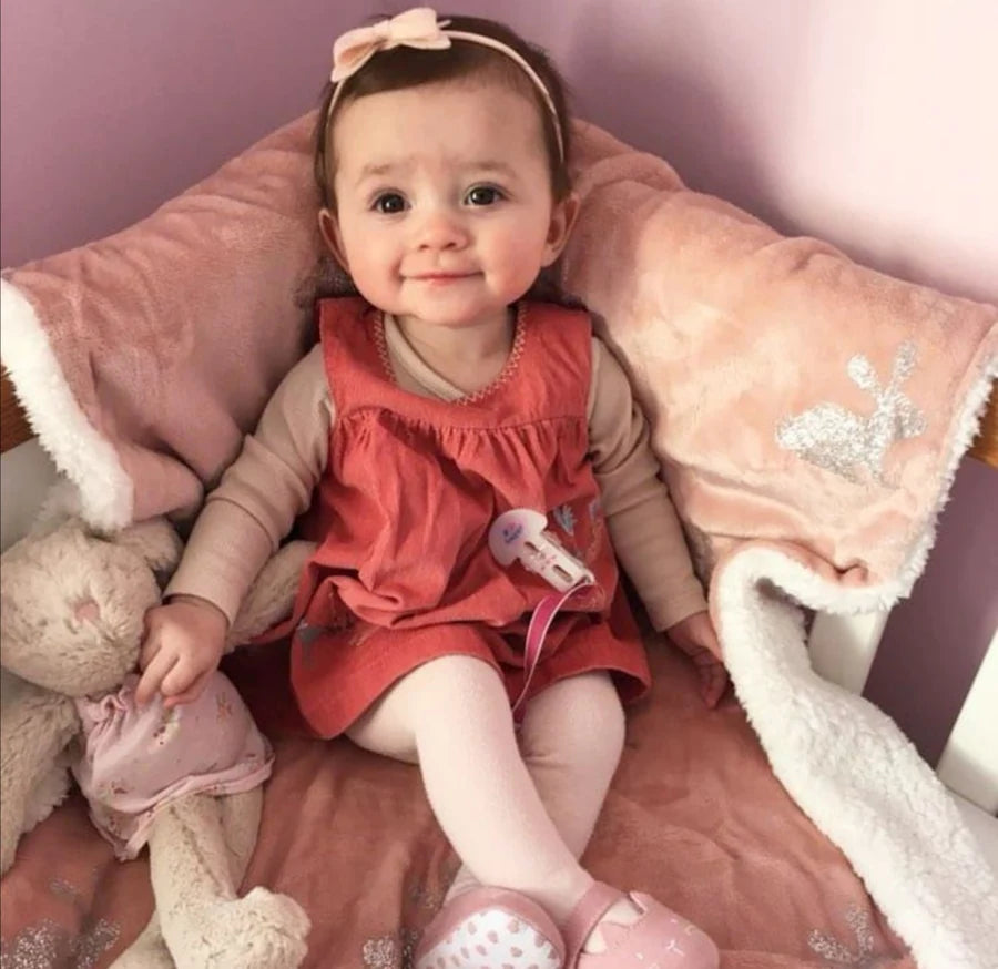 Small luxury felt bows | 25 Colours | Clip or headband