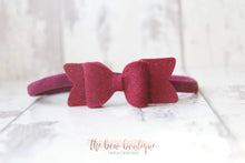 Load image into Gallery viewer, Small chunky felt bows (25 Colours)