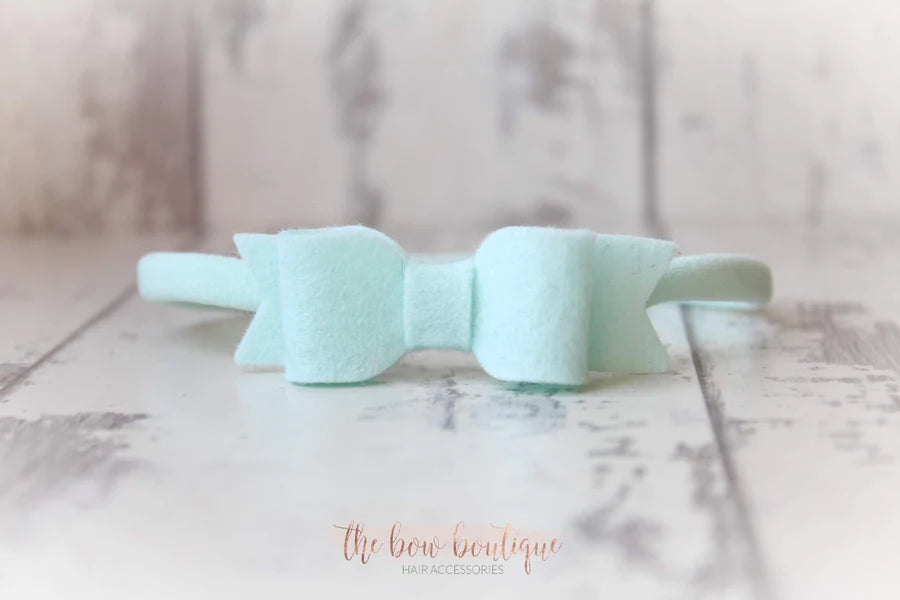 Small felt bows | 25 Colours | Clip or headband