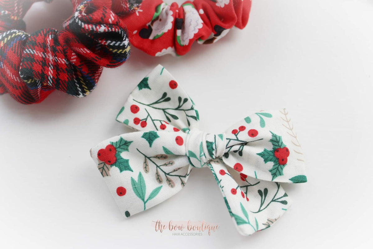 Christmas holly 2 mini sweetheart bow | Clip, headband or bobble