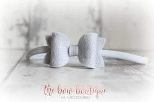 Mini deluxe felt bows (25 Colours)