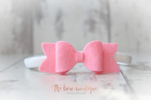 Load image into Gallery viewer, Small chunky felt bows (25 Colours)