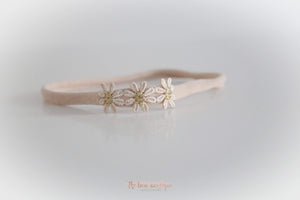 Delicate beige & gold daisy flowers - Clip or headband