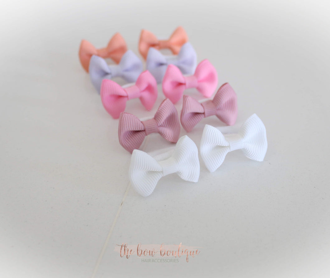 My first mini pinch pigtail set | clip or bobbles