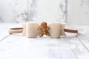 Gingerbread man bows