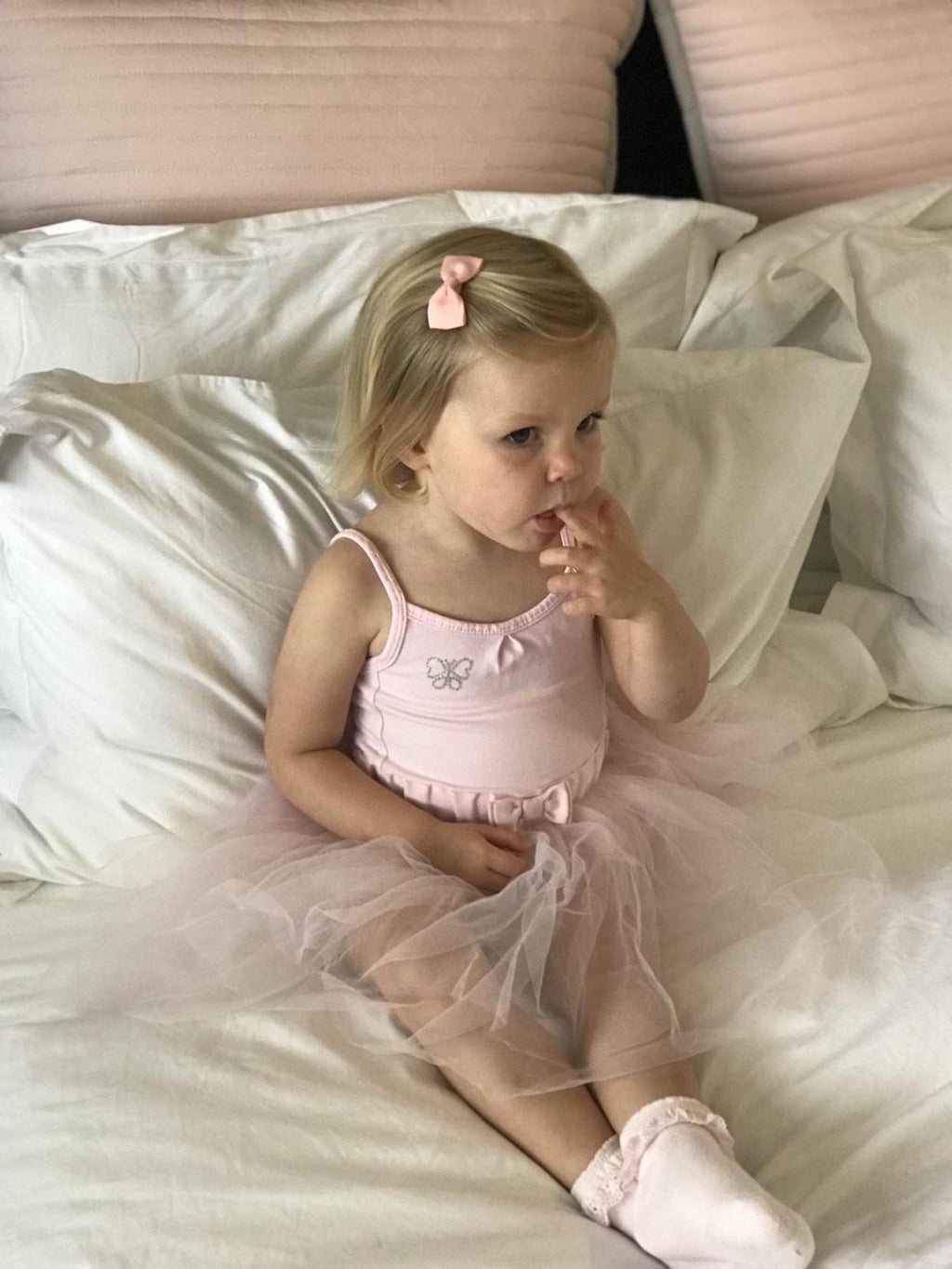 Pinch bow pigtail sets | 33 Colours | Clips or bobbles