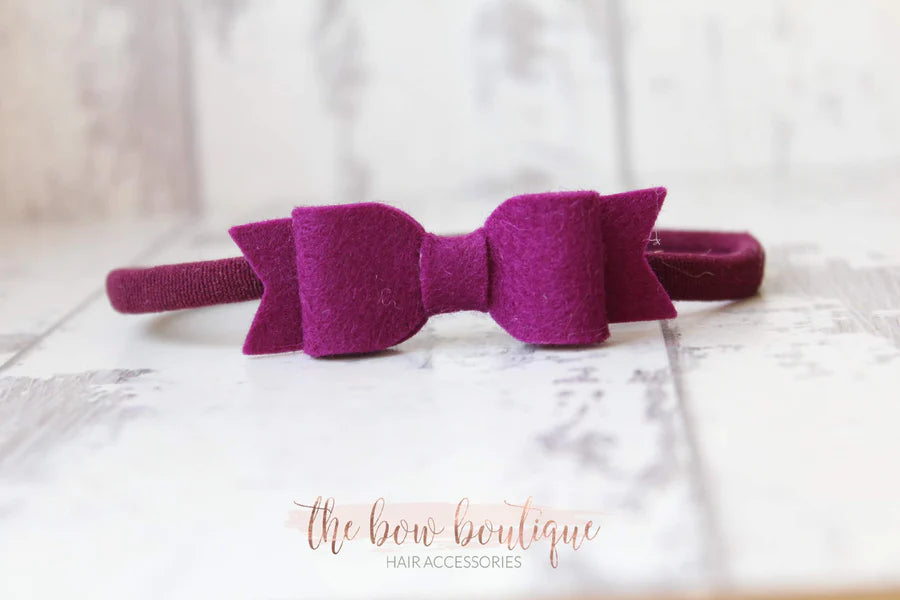 Small felt bows | 25 Colours | Clip or headband