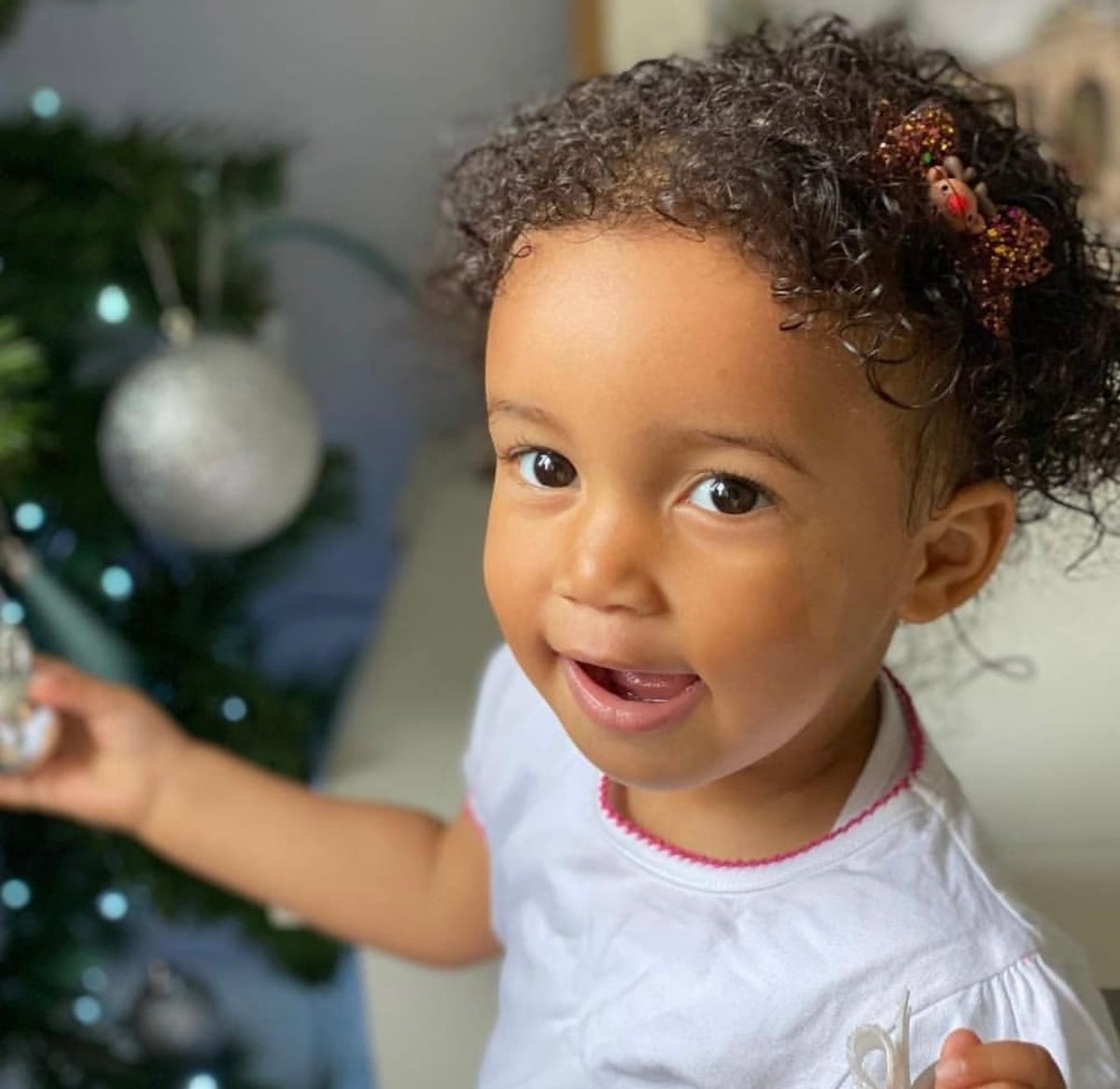 Medium deluxe Christmas bow | Clip, headband or bobble
