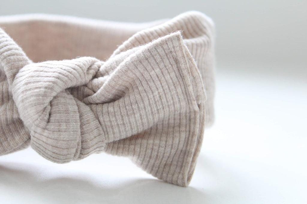 Oatmeal headwrap