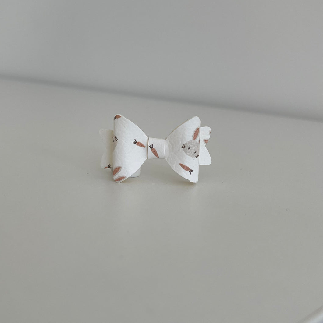 Mini baby bunny & carrot bow - Easter