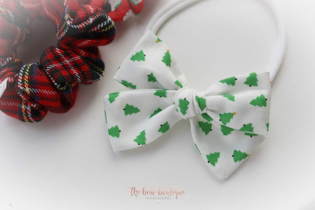 Christmas tree mini sweetheart bow | Clip, headband or bobble