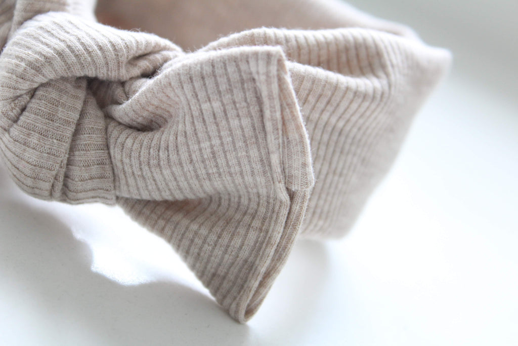Oatmeal headwrap