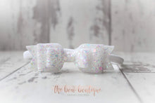 Load image into Gallery viewer, Double glitter bows (25 colours)